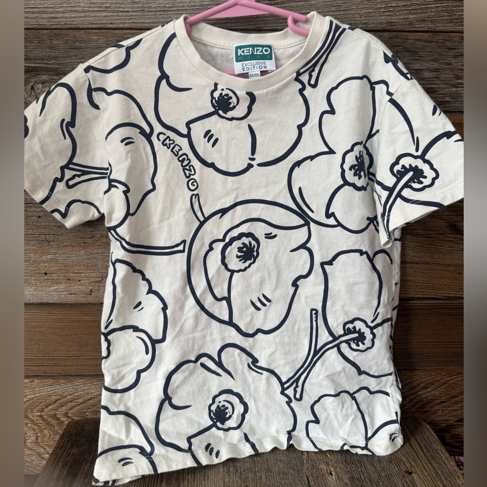 Kenzo Kids Cream T-Shirt with Navy Floral Outline